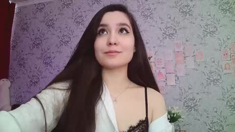 Annie online show from February 14, 2025, 7:49 am