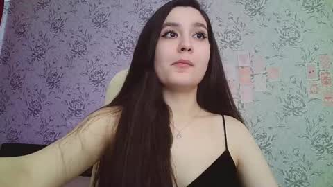 Annie online show from March 6, 2025, 7:14 am