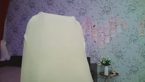 Annie online show from March 11, 2025, 5:02 pm