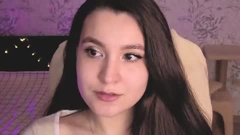 Snapshot of anny_shine chatting on June 27, 2026, 4:28 am Annie online show from June 27, 2026, 4:28 am