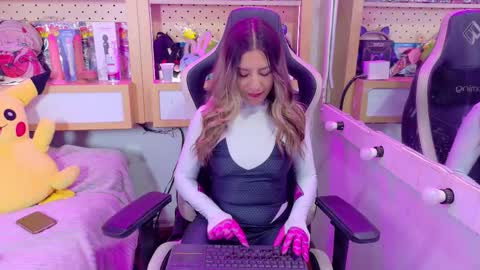anny_stan online show from September 27, 2025, 11:37 am