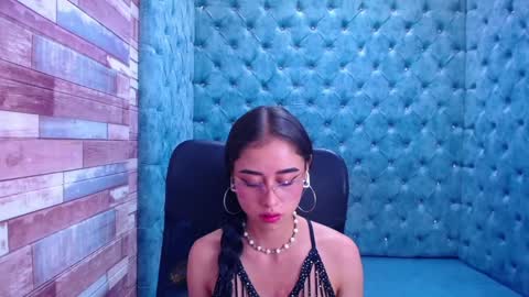 Snapshot of anny_swet chatting on January 30, 2025, 7:04 pm Anny online show from January 30, 2025, 7:04 pm