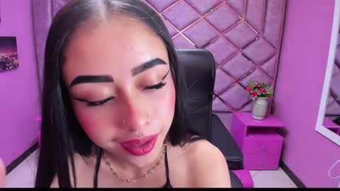 Snapshot of anny_swet chatting on September 18, 2025, 3:25 pm Anny online show from September 18, 2025, 3:25 pm