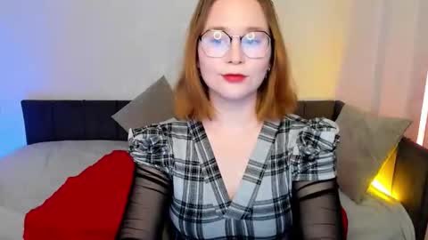 Snapshot of anny_twelvetrees chatting on November 19, 2025, 8:47 am Anny online show from November 19, 2025, 8:47 am