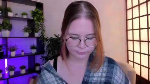 Snapshot of anny_twelvetrees chatting on December 1, 2025, 8:41 am Anny online show from December 1, 2025, 8:41 am