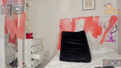 Melani online show from October 27, 2025, 5:17 pm