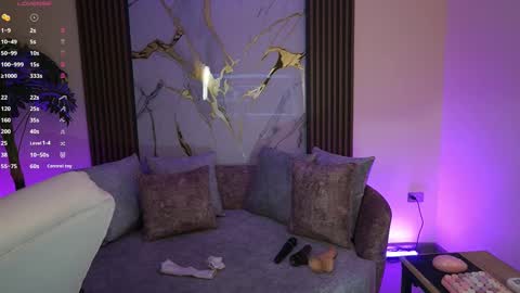 Ana online show from October 4, 2025, 12:14 pm