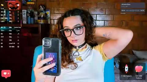 Anny  IG online show from October 29, 2025, 2:47 am