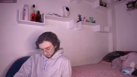 anny harris online show from December 19, 2025, 7:54 pm