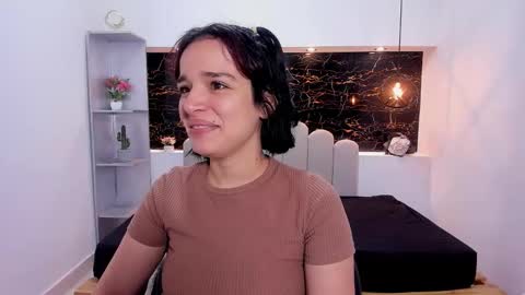 Anny online show from February 27, 2026, 1:33 pm