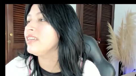 annyrusso online show from December 20, 2025, 7:21 pm