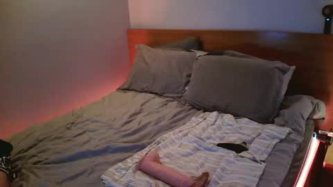 Snapshot of anonymous_fantasy_4u chatting on November 29, 2025, 8:28 am Anonymous Fantasy 4U online show from November 29, 2025, 8:28 am