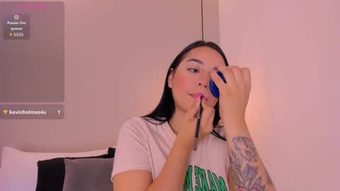 Snapshot of anthonellasweet_ chatting on September 24, 2025, 11:24 am Anthonella Sweet online show from September 24, 2025, 11:24 am