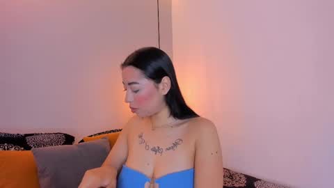 Snapshot of anthonellasweet_ chatting on October 2, 2025, 11:17 am Anthonella Sweet online show from October 2, 2025, 11:17 am