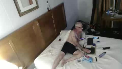 Snapshot of anthonystevens1075 chatting on December 2, 2025, 9:14 am anthonystevens1075 online show from December 2, 2025, 9:14 am