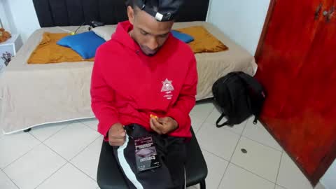       online show from February 19, 2025, 12:03 am