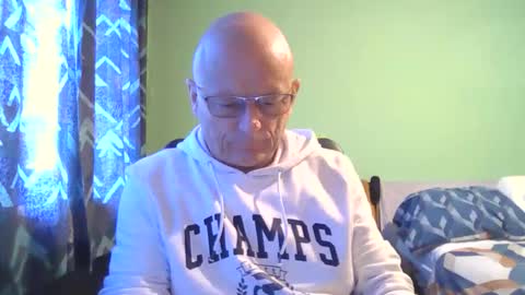 antmatt2025 online show from September 24, 2025, 8:06 am