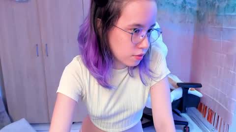 Snapshot of anto_sweet18 chatting on June 2, 2026, 6:32 pm My birthday is on december 2nd surprise me with a gift from my amazonlist online show from June 2, 2026, 6:32 pm