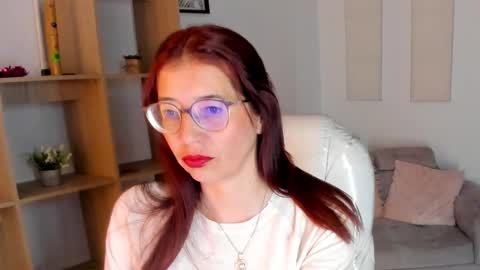 Antonella online show from October 18, 2025, 12:17 pm