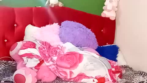 Snapshot of antonela_bigboobs1 chatting on October 2, 2025, 5:25 am Antonela PINKI online show from October 2, 2025, 5:25 am