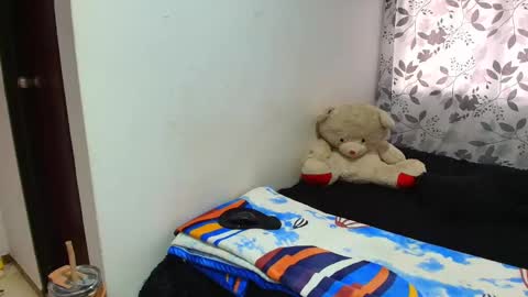 ANTONELLA WILLIAM  INDEPENDIENTE online show from January 18, 2025, 11:54 am