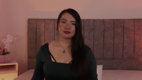 Snapshot of antonella_1998_ chatting on June 16, 2026, 4:09 pm Antonella online show from June 16, 2026, 4:09 pm