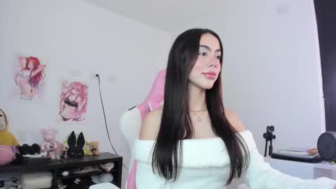 Antonella online show from November 13, 2025, 8:08 pm