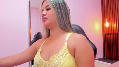 ANTONELLA online show from June 26, 2026, 12:20 pm