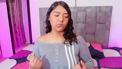Snapshot of antonella_hot_x chatting on June 30, 2026, 11:06 pm Antonella online show from June 30, 2026, 11:06 pm