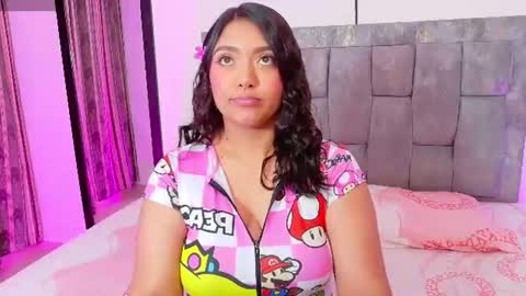 Snapshot of antonella_hot_x chatting on July 9, 2026, 12:58 am Antonella online show from July 9, 2026, 12:58 am