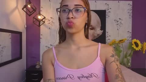 Antonella online show from April 9, 2026, 12:10 pm