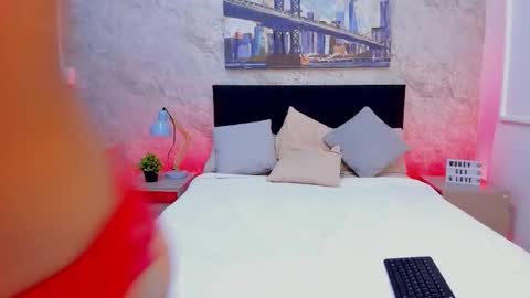 antonella_ponss online show from October 21, 2025, 1:34 pm