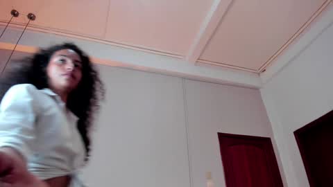 AntonellaHall  online show from January 8, 2025, 6:31 pm