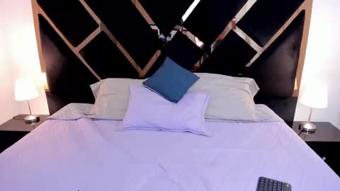 My name is Andrea  thumb up me please its important online show from March 11, 2025, 4:40 pm