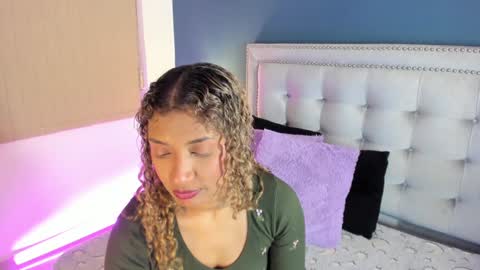 Sarah online show from January 28, 2025, 3:46 pm