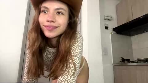 Antonella  online show from December 12, 2024, 5:15 pm