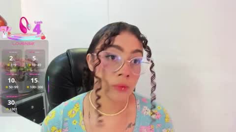 A N T O N E L L E  online show from October 9, 2025, 11:30 am