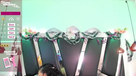 A N T O N E L L E  online show from December 16, 2025, 11:15 am