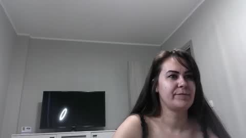 Snapshot of antonia1313 chatting on February 4, 2025, 8:24 am Antonia online show from February 4, 2025, 8:24 am