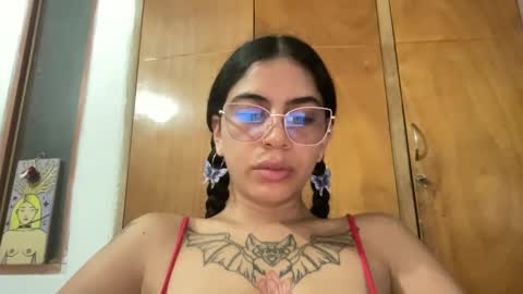 Antonia online show from February 25, 2025, 10:50 pm