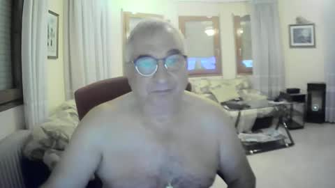 Antonio online show from October 18, 2025, 11:05 pm