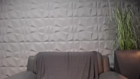 HI My name is Antonio online show from January 7, 2025, 11:35 pm