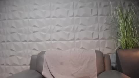 HI My name is Antonio online show from February 1, 2025, 12:07 am