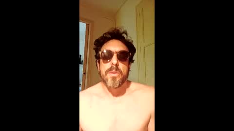 Snapshot of antoniovictory chatting on March 31, 2026, 8:04 am antoniovictory online show from March 31, 2026, 8:04 am