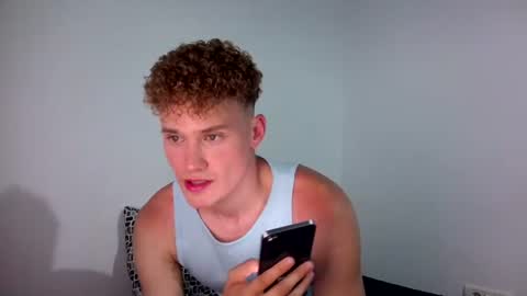 Snapshot of antonny_paul chatting on June 15, 2026, 4:53 pm Antonny online show from June 15, 2026, 4:53 pm