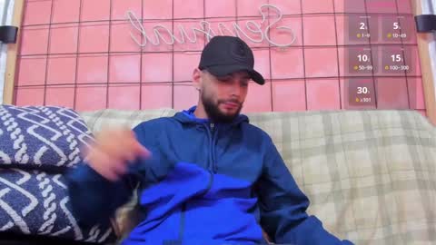 Snapshot of antony_bigdick_ chatting on December 6, 2024, 4:25 am Juan Camilo online show from December 6, 2024, 4:25 am