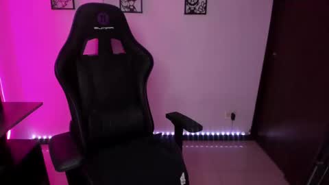 antony_cast online show from February 16, 2025, 2:20 am