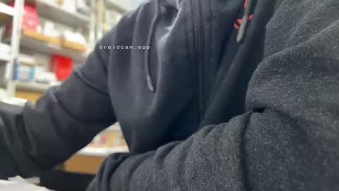 Snapshot of antonyo696969 chatting on January 17, 2025, 9:06 am antonyo6969 online show from January 17, 2025, 9:06 am