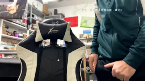 Snapshot of antonyo696969 chatting on January 14, 2026, 10:43 am antonyo6969 online show from January 14, 2026, 10:43 am