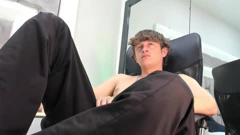 Anthony King online show from October 2, 2025, 8:38 pm